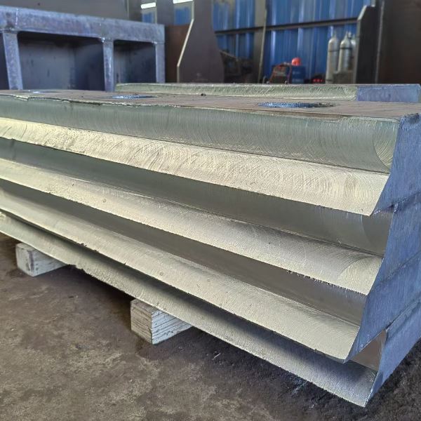 Coastal steel plate processing
